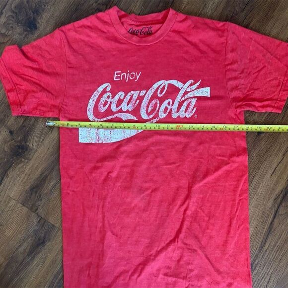 Men's Coca-Cola Enjoy Logo Red Graphic T-Shirt Size S Short Sleeve - Picture 5 of 6